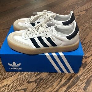 Adidas Sambae Sneakers Size 7 Men’s/Women’s 8.5